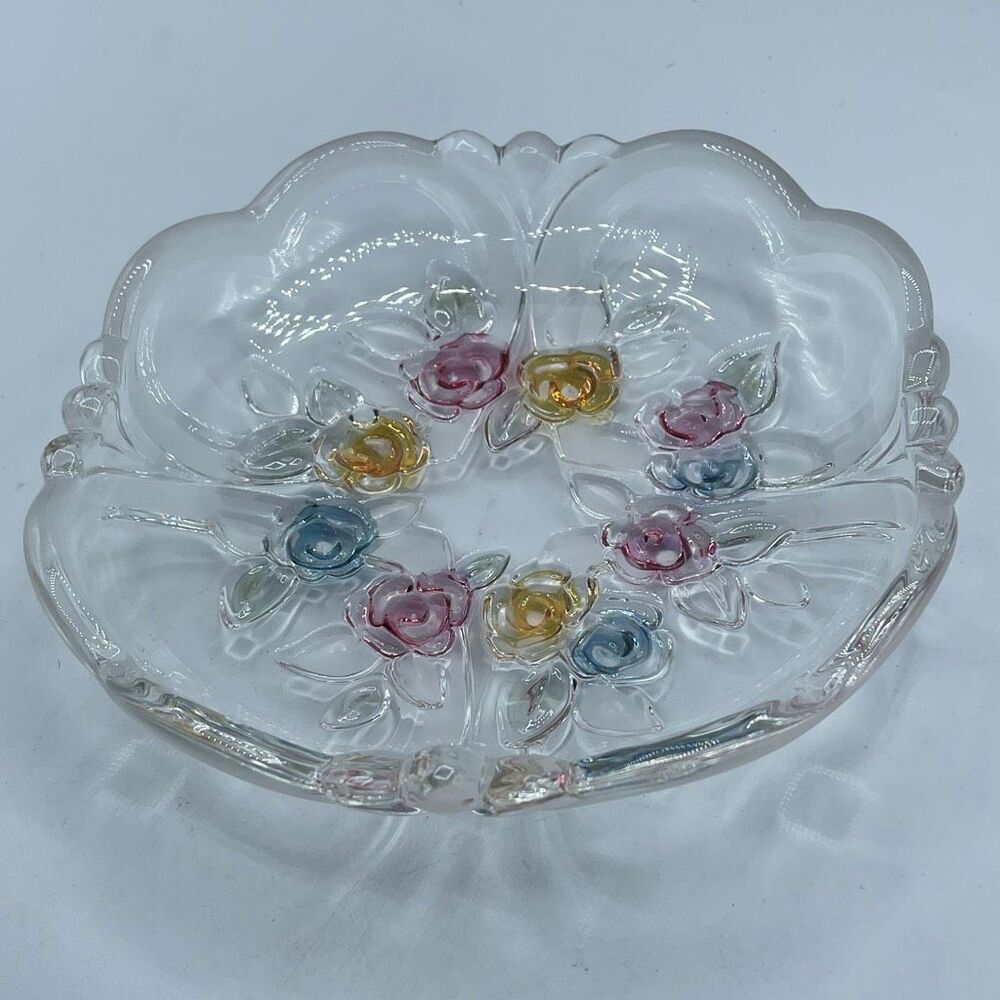 Vintage floral Mikasa Tender Hearts raised floral serving dish.
